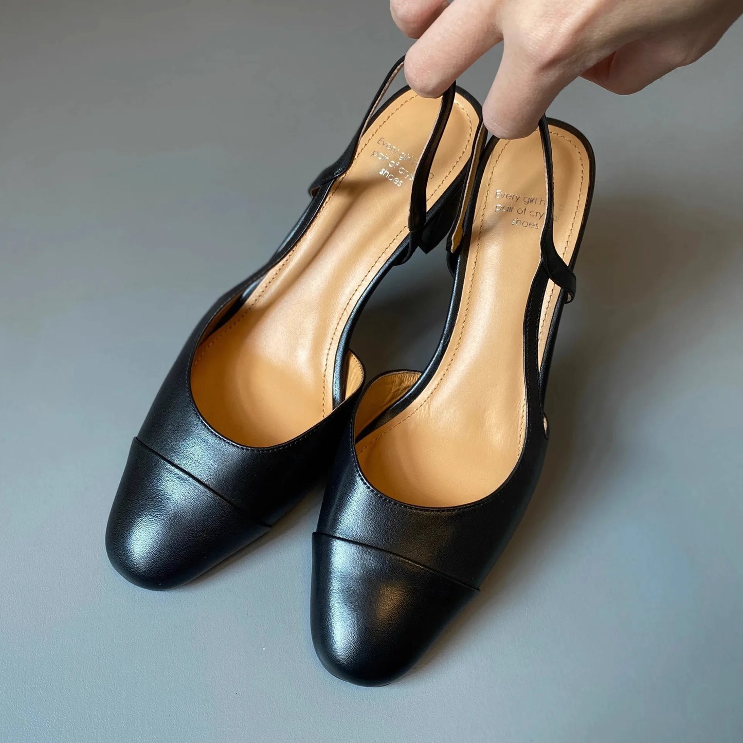 Zapatos Velmora de lujo para mujer en cuero genuino elegante