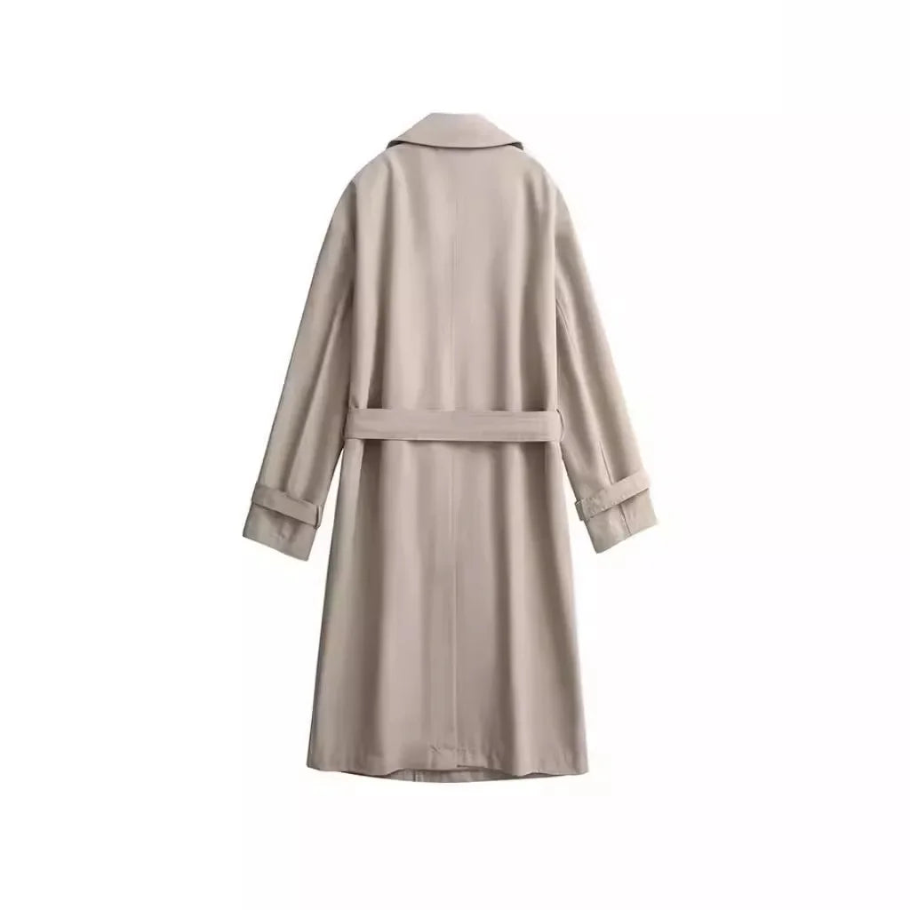 Abrigo Velmora de lujo para hombre en corte clásico